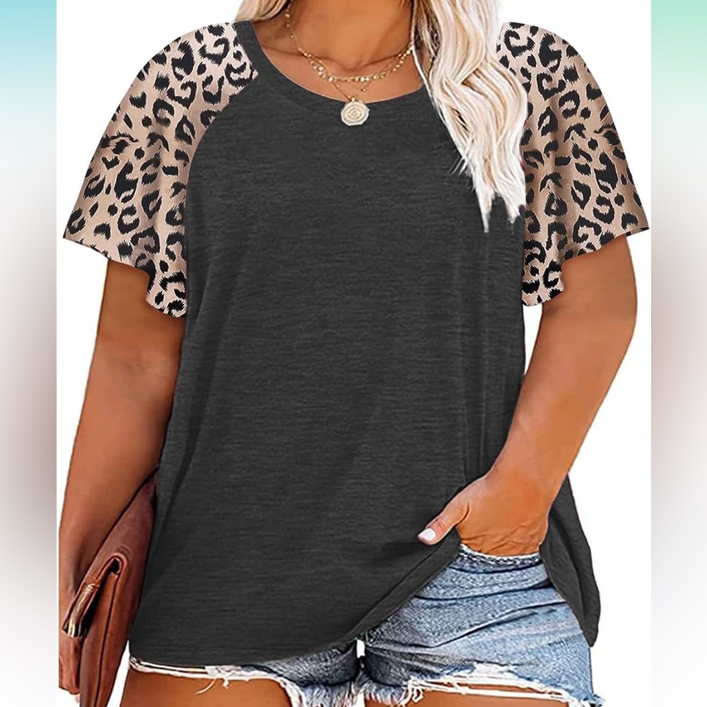 HDLTE - Grey w/ Animal Print Bell Sleeve NWT